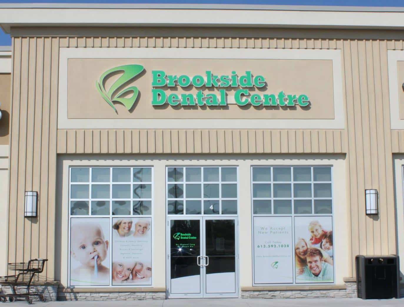 storefront-bg